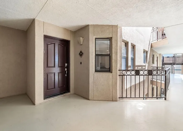 New Modern Apt, Vacation Or Long Appartement