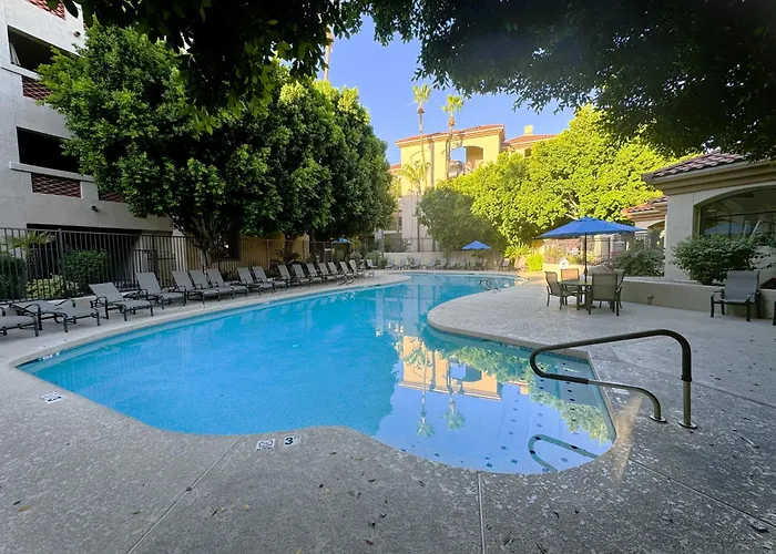 New Modern Apt, Vacation Or Long